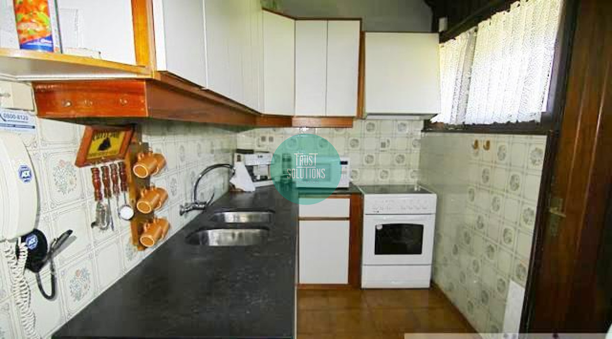 Casa ID.491 - Venta y Alquiler de Temporada Casa 4D y dep de serv Mansa Punta con Piscina a mts del mar