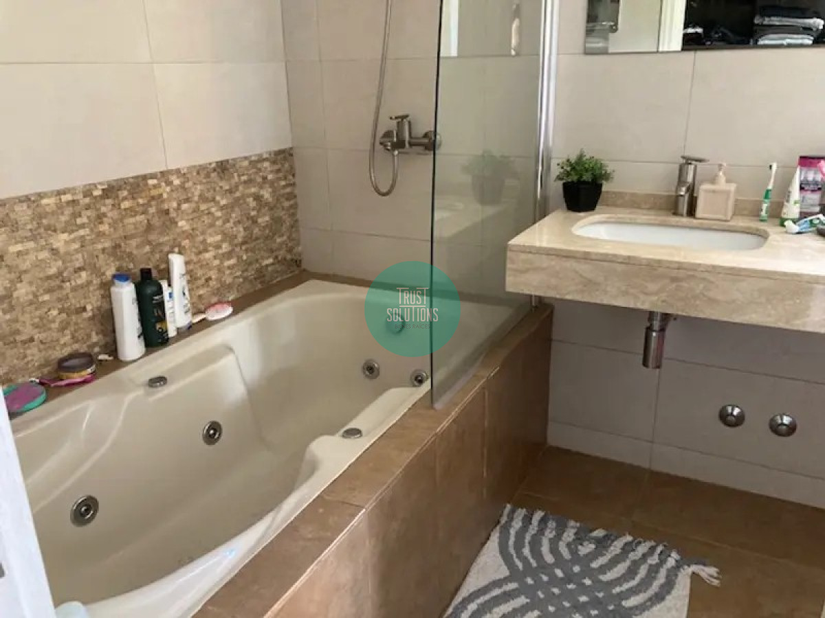 Casa ID.310 - Alquiler Anual y Temporada Casa 3D Mansa Punta con Piscina climatizada 