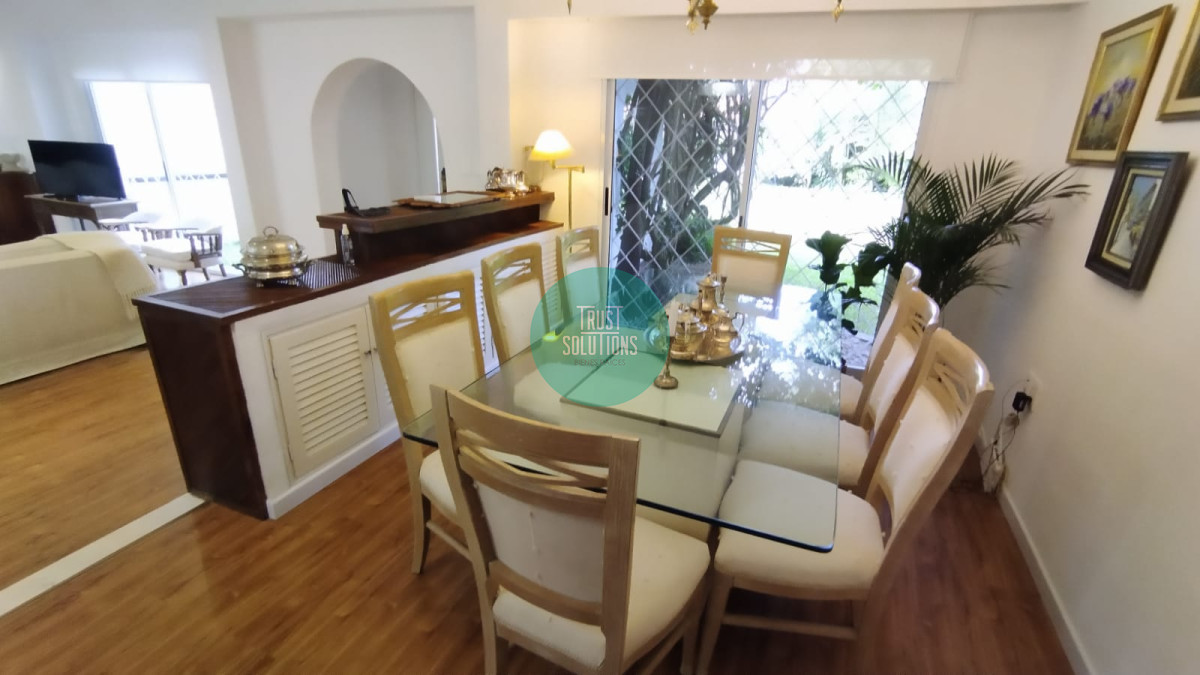 Casa ID.1469 - Venta Casa 4D Mansa Punta con Piscina 