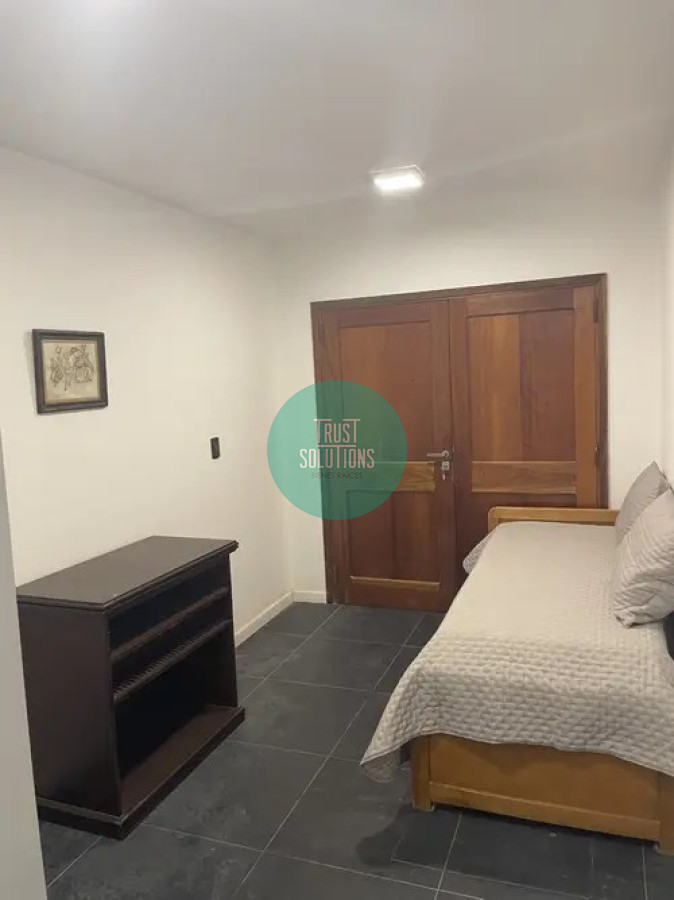 Casa ID.826 - Venta y Alquiler Anual Casa 5D Lugano Punta con Piscina y Barbacoa 