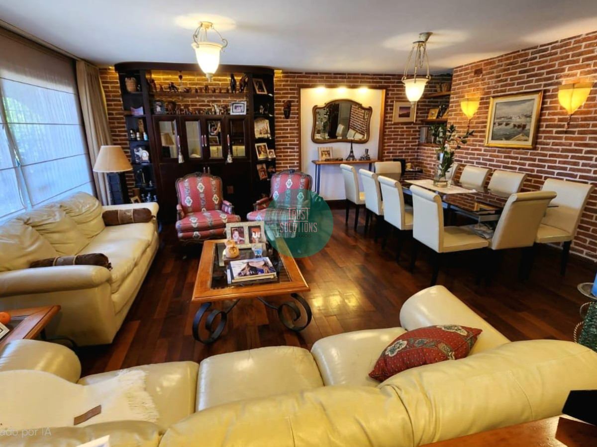 Casa ID.1425 - VENTA DE ESTUPENDA CASA EN EL PUERTO DEL BUCEO A METROS DEL MAR Y DEL LICEO FRANCES 