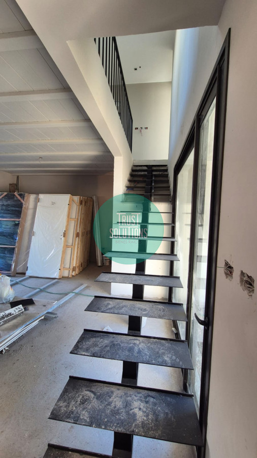 Casa ID.1613 - HERMOSO PH A ESTRENAR EN VENTA EN ZONA DE COLEGIOS DE CARRASCO NORTE