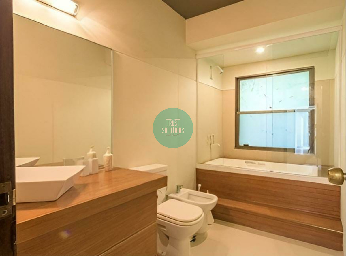 Casa ID.1205 - Alquiler Anual y de Temporada Casa 5D Brava Punta con Piscina 