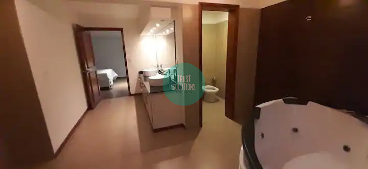 Casa ID.404 - Venta Divina Casa 4D  Rincón del indio Punta con Piscina y Barbacoa 