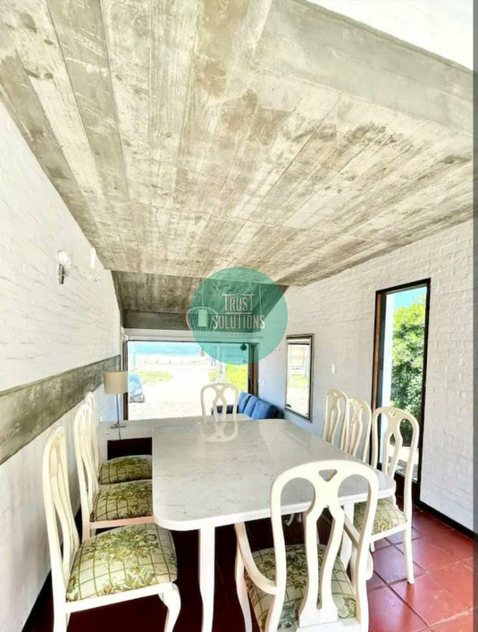 Casa ID.1051 - Alquiler de temporada Casa 5D Montoya Punta con Piscina frente a la Playa 