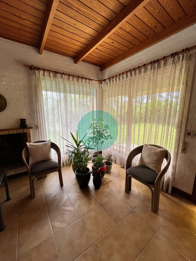 Casa ID.229 - Alquiler temporada Casa 4D y dep de serv Mansa Punta con Piscina Barbacoa y Cancha de tenis 