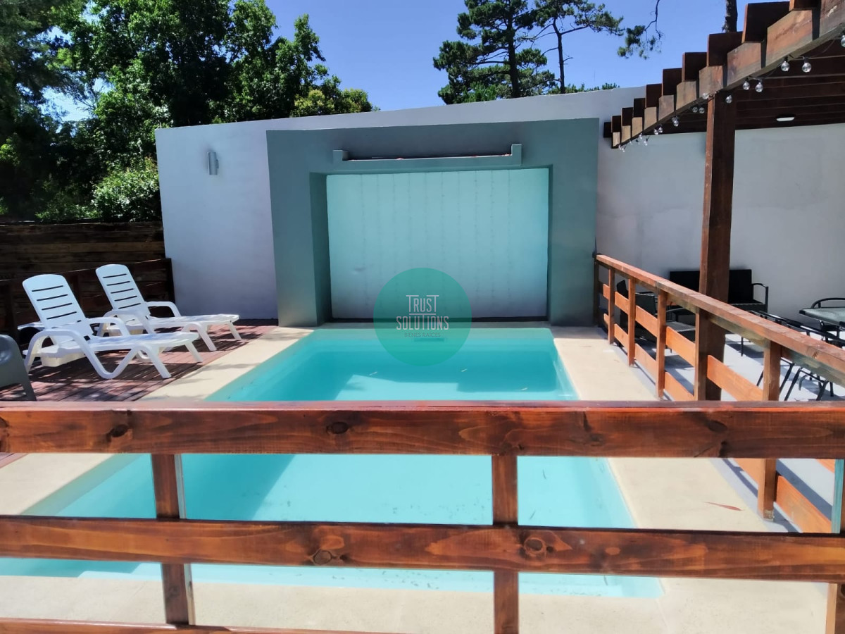 Casa ID.755 - Venta Casa Cantegril Punta a estrenar 4D Piscina climatizada 