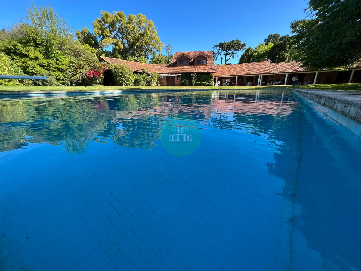 Casa ID.709 - Alquiler Temporada mansión Beverly Hill Punta 12D Piscina 