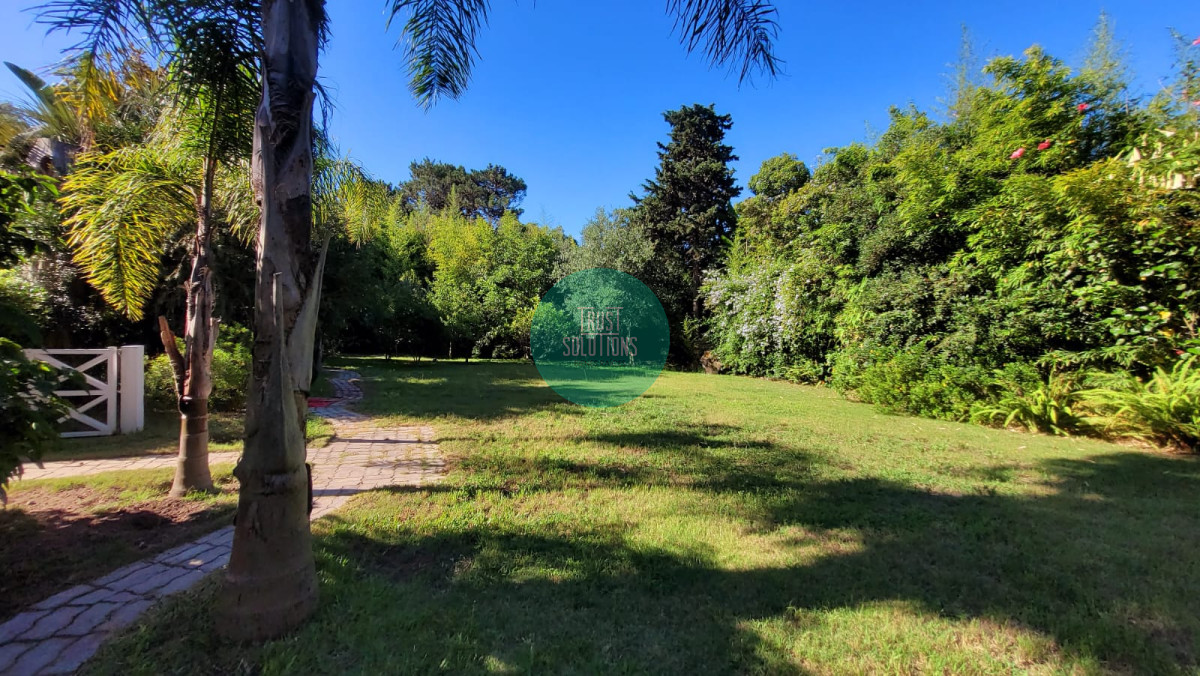 Casa ID.1106 - Alquiler Anual Casa 5D Rincón del indio Punta con Piscina 
