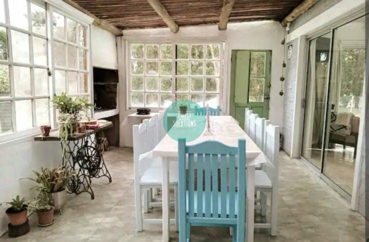 Casa ID.1004 - Alquiler de Temporada moderna Casa 4D Lucano Punta con Piscina climatizada y Barbacoa 