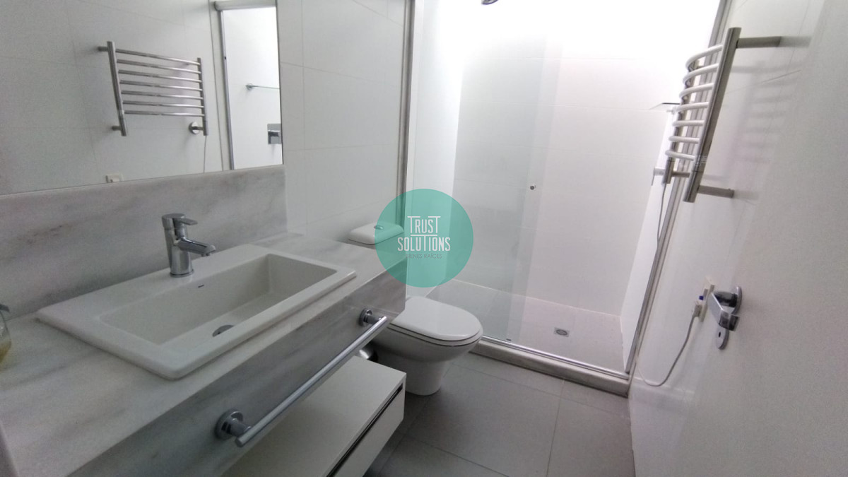 Casa ID.1108 - Venta Casa 5 suites Barrio privado Mansa Punta con Piscina  