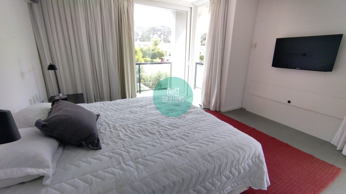 Casa ID.1108 - Venta Casa 5 suites Barrio privado Mansa Punta con Piscina  