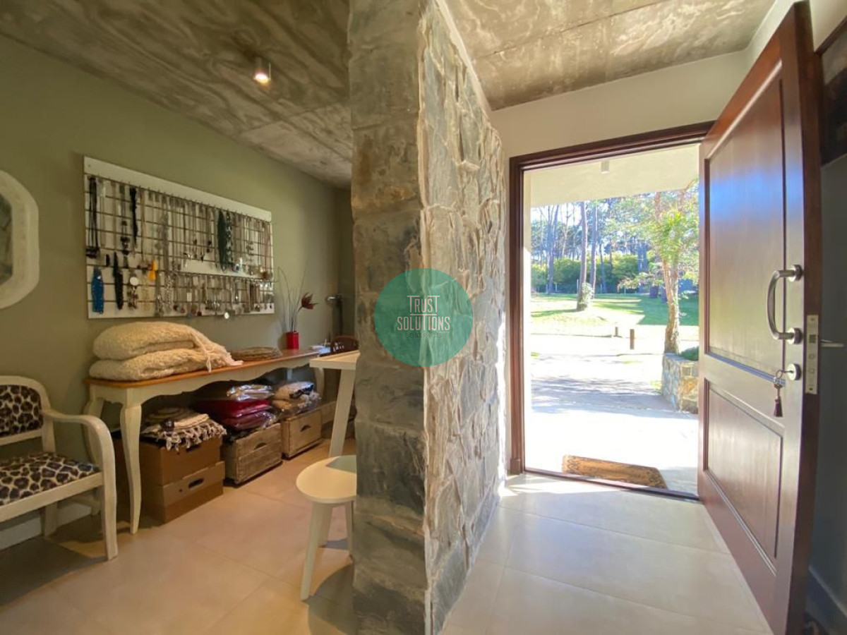 Casa ID.480 - Venta y Alquiler Anual Divina Casa 4D barrio privado Rincón del Indio Punta 