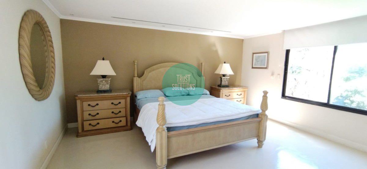 Casa ID.1205 - Alquiler Anual y de Temporada Casa 5D Brava Punta con Piscina 