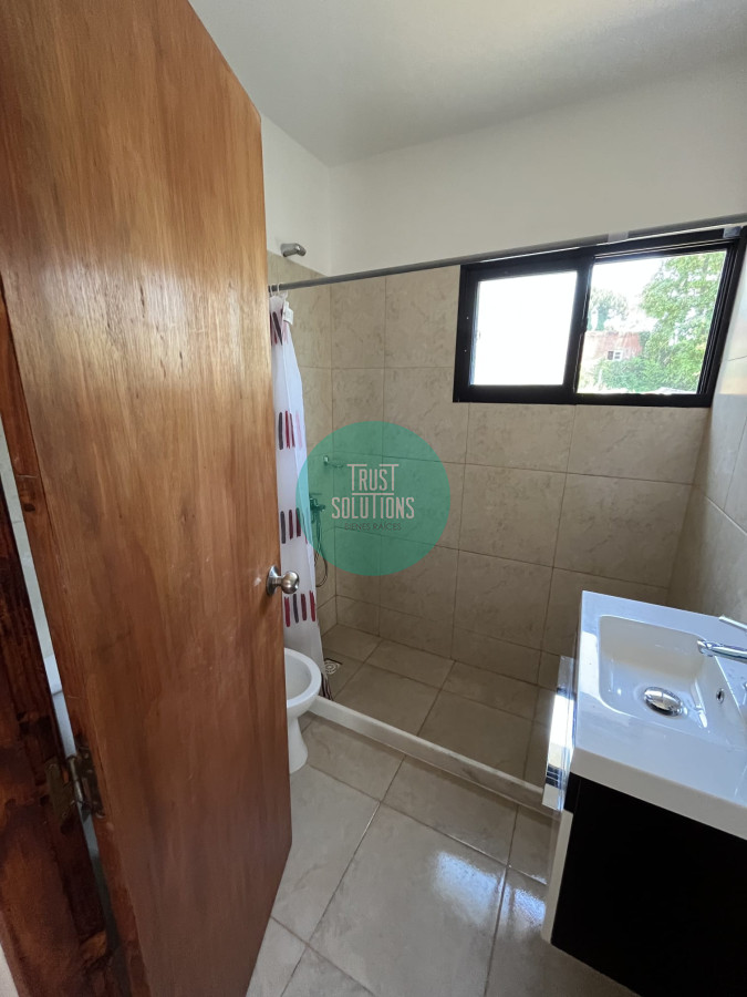 Casa ID.755 - Venta Casa Cantegril Punta a estrenar 4D Piscina climatizada 