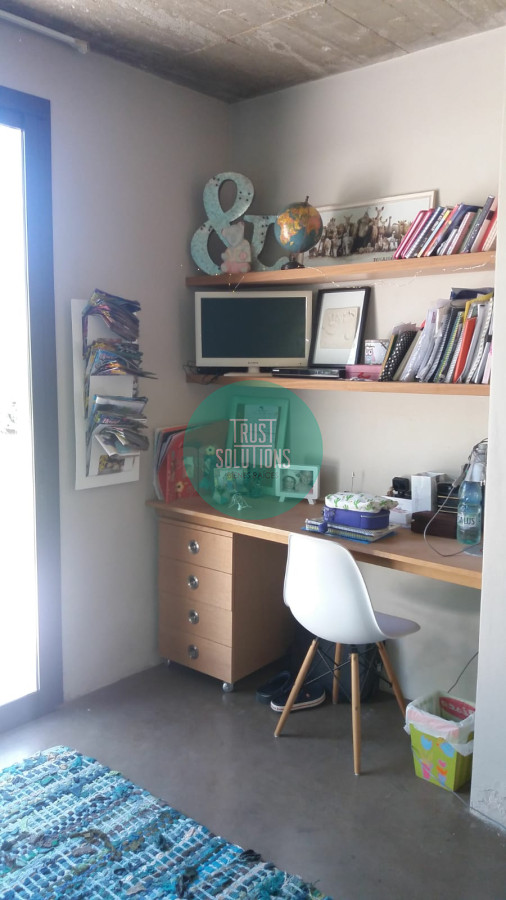 Casa ID.607 - Venta y Alquiler Anual Casa 3D y dep serv Barrio privado Lugano con Piscina  