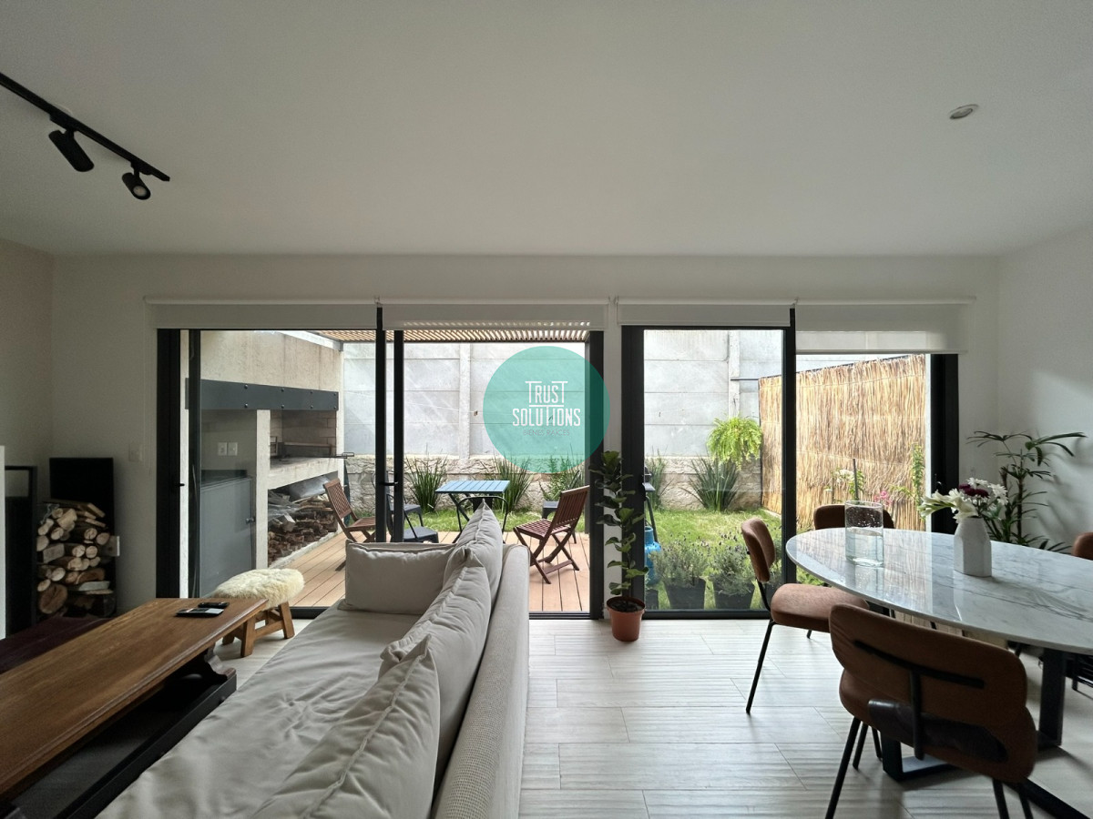Casa ID.1603 - Hermosa casa equipada en alquiler en Complejo cerrado OSAKA  - Carrasco Norte