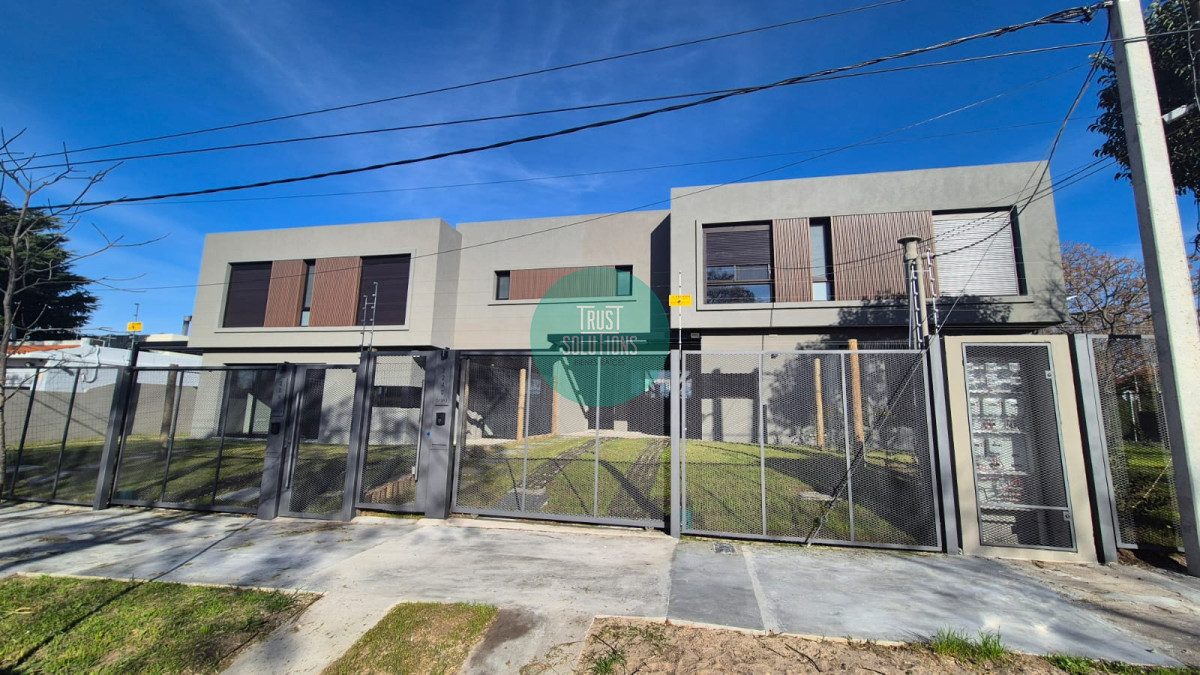 Casa ID.1613 - HERMOSO PH A ESTRENAR EN VENTA EN ZONA DE COLEGIOS DE CARRASCO NORTE