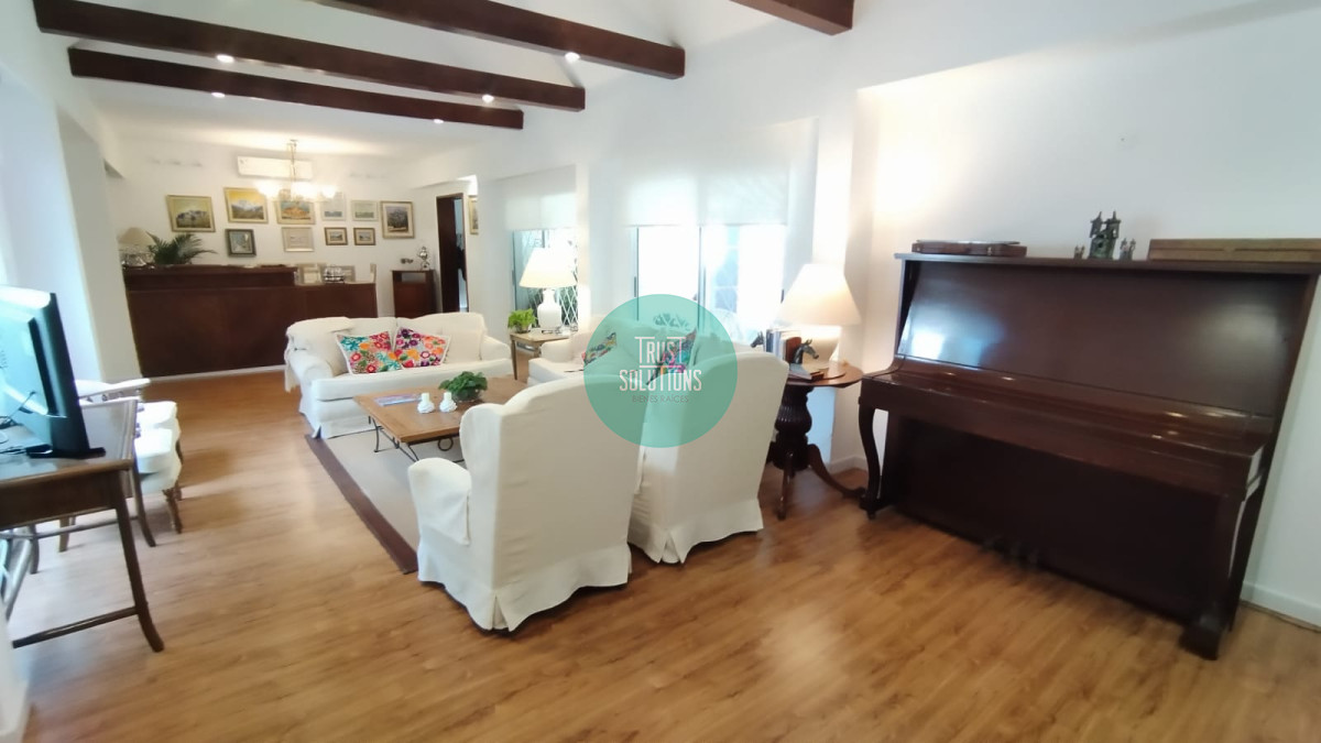 Casa ID.1469 - Venta Casa 4D Mansa Punta con Piscina 