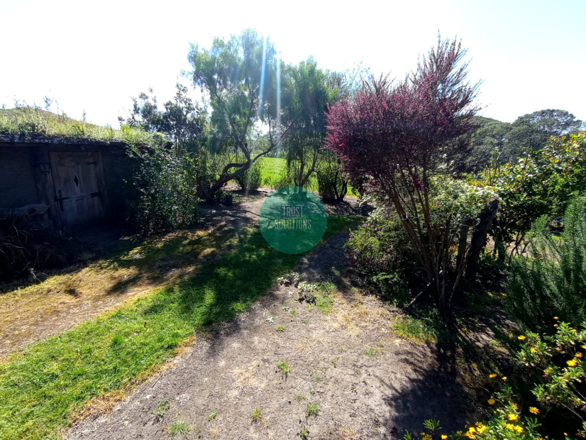 Casa ID.1858 - Venta Casa de campo en Colonia a pasos de la plaza de toro