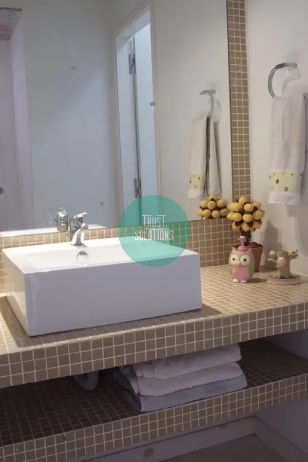 Casa ID.898 - Alquiler Anual  Casa 4D Rincón del Indio Punta con Piscina climatizada 