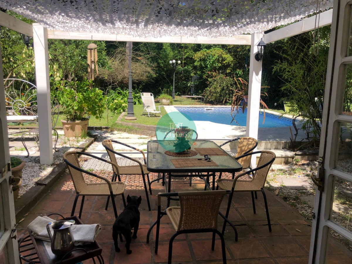 Casa ID.1459 - Alquiler Anual Casa 3D y dep de huéspedes Pinares Punta con Piscina 