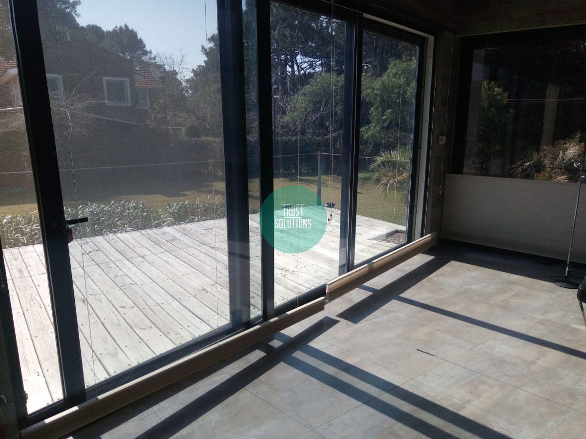 Casa ID.485 - Venta Casa Punta Rincón del Indio 3D 2 suites Apto.Huspedes prox mar 