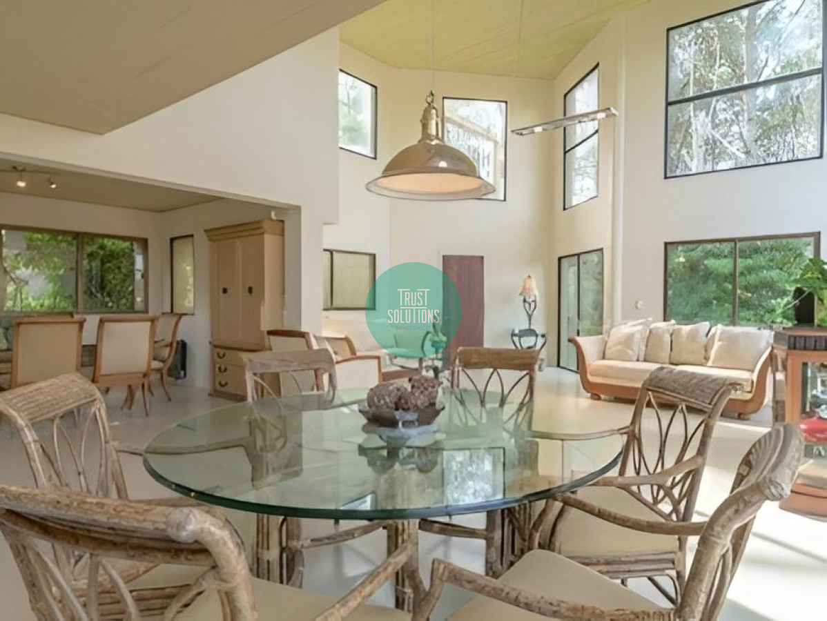 Casa ID.1205 - Alquiler Anual y de Temporada Casa 5D Brava Punta con Piscina 