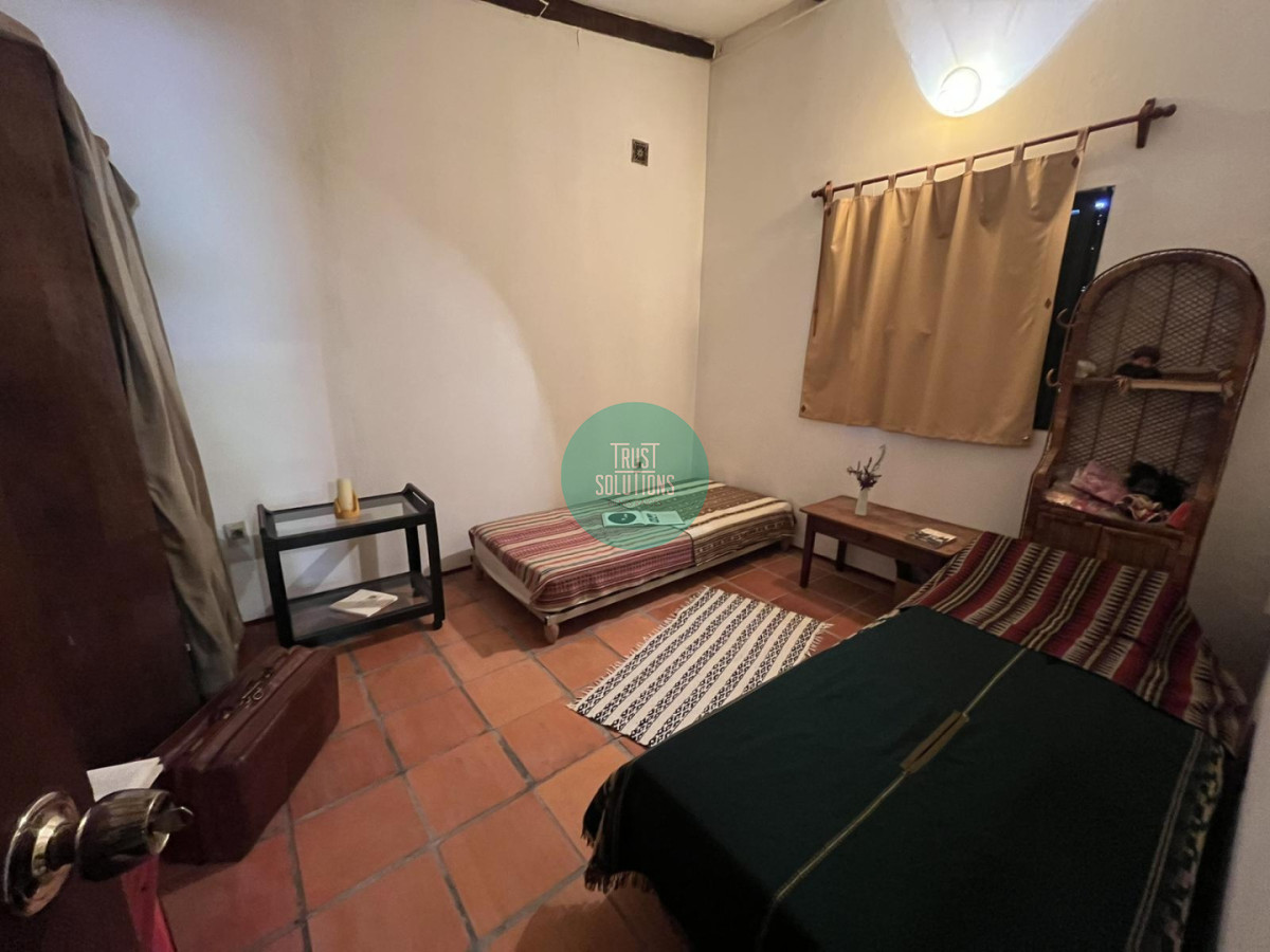 Casa ID.1858 - Venta Casa de campo en Colonia a pasos de la plaza de toro