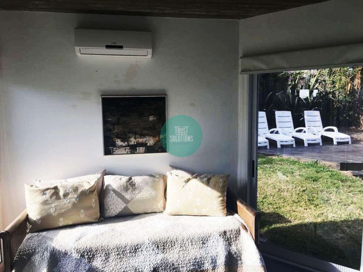Casa ID.345 - Venta y Alquiler temporada Casa 5D Manantiales Punta con Piscina y vta al mar