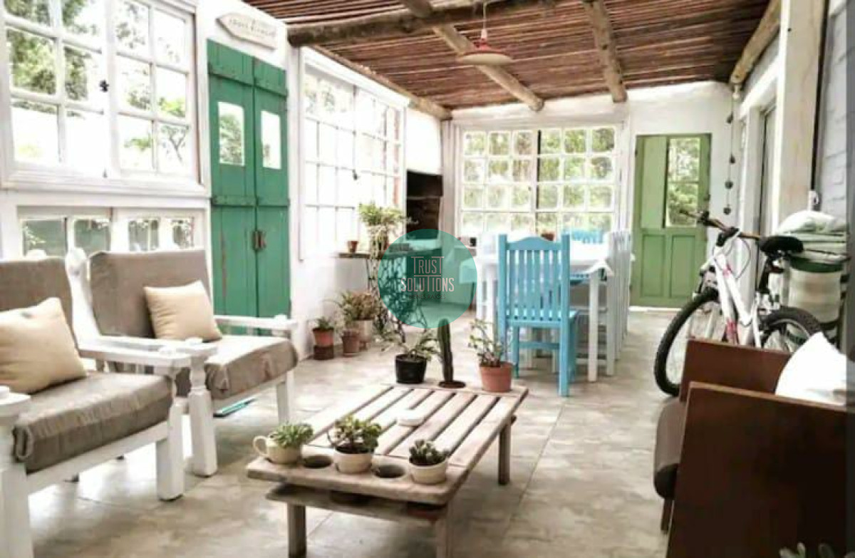 Casa ID.1004 - Alquiler de Temporada moderna Casa 4D Lucano Punta con Piscina climatizada y Barbacoa 