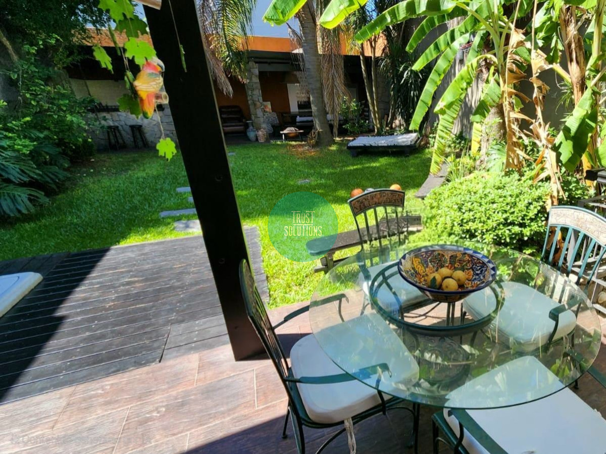 Casa ID.1425 - VENTA DE ESTUPENDA CASA EN EL PUERTO DEL BUCEO A METROS DEL MAR Y DEL LICEO FRANCES 