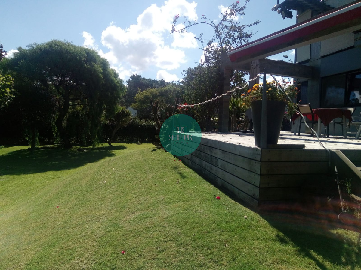 Casa ID.485 - Venta Casa Punta Rincón del Indio 3D 2 suites Apto.Huspedes prox mar 