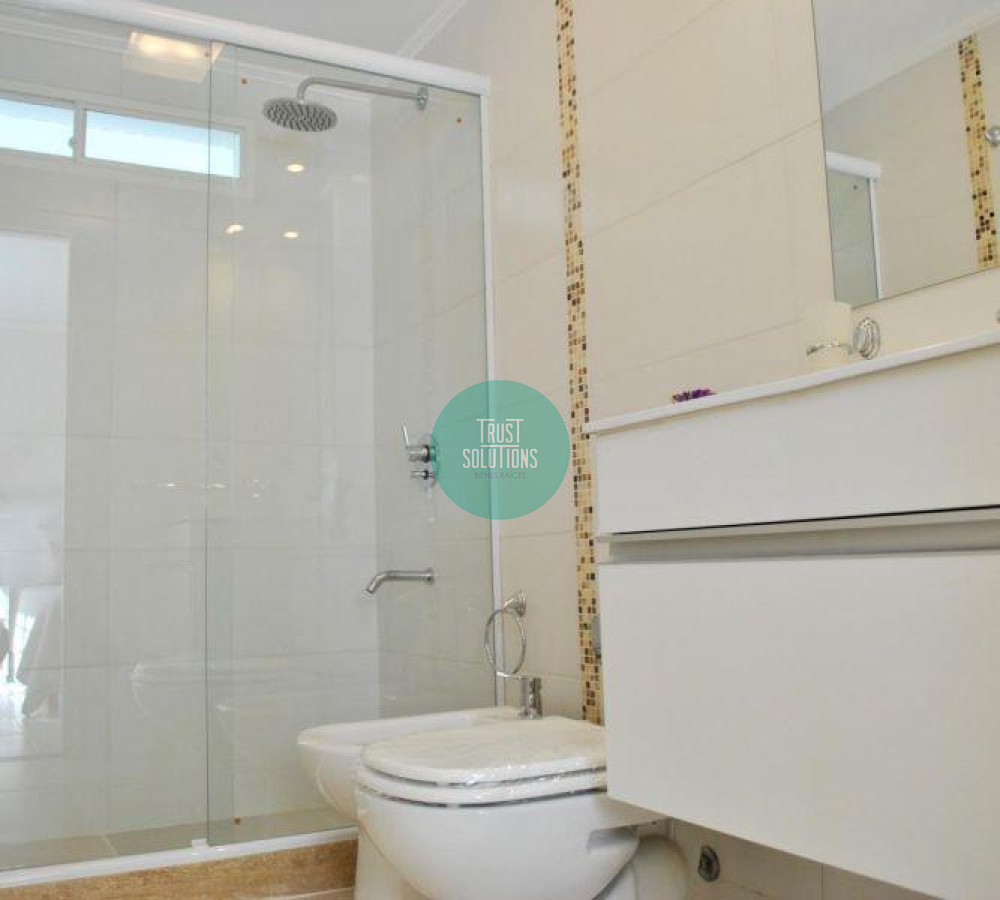Casa ID.319 - Venta Alquiler Anual y de Temporada Casa 4D y dep de serv Mansa Punta con Piscina climatizada 