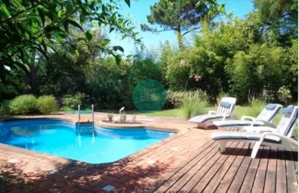 Casa ID.309 - Alquiler temporada Casa 4D + dep huéspedes Rincón del indio Punta con Piscina 