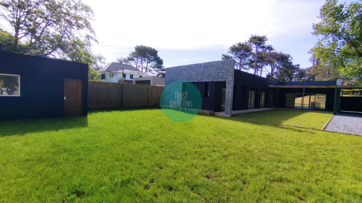 Casa ID.1280 - Venta Casa 4D a estrenar Golf Punta a metros del mar 