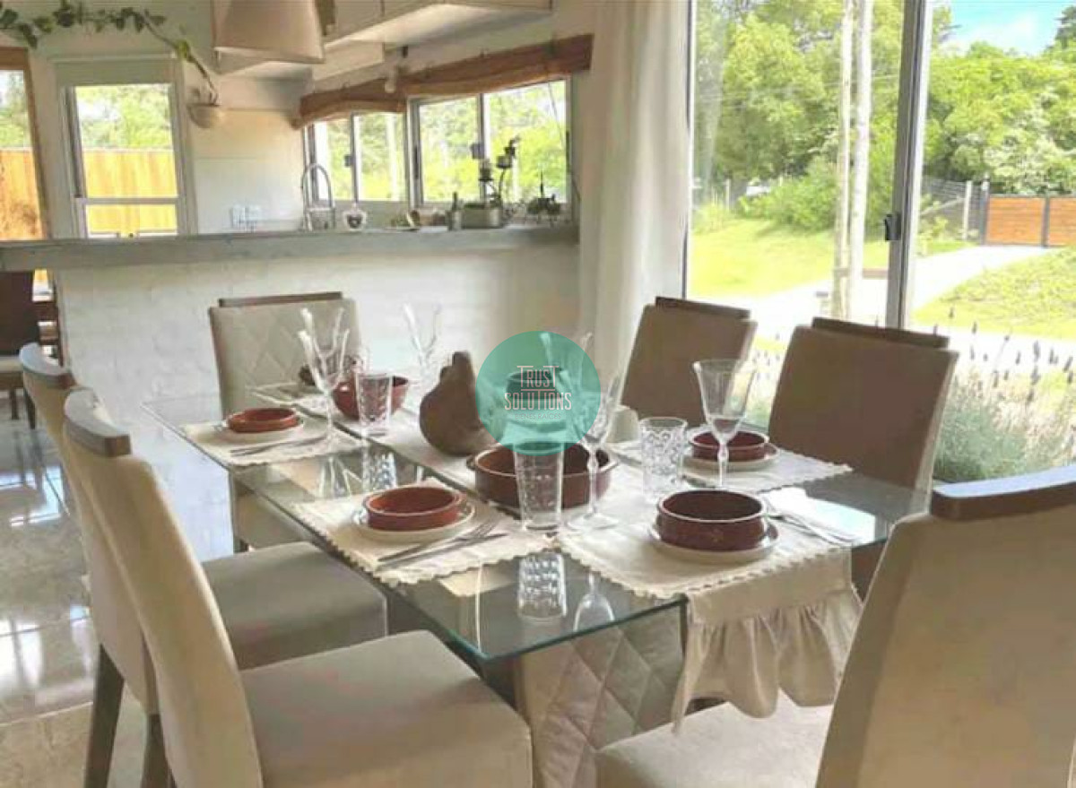 Casa ID.1004 - Alquiler de Temporada moderna Casa 4D Lucano Punta con Piscina climatizada y Barbacoa 