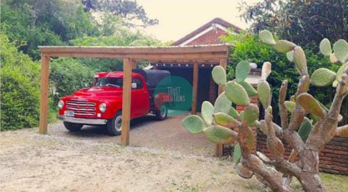 Casa ID.1106 - Alquiler Anual Casa 5D Rincón del indio Punta con Piscina 