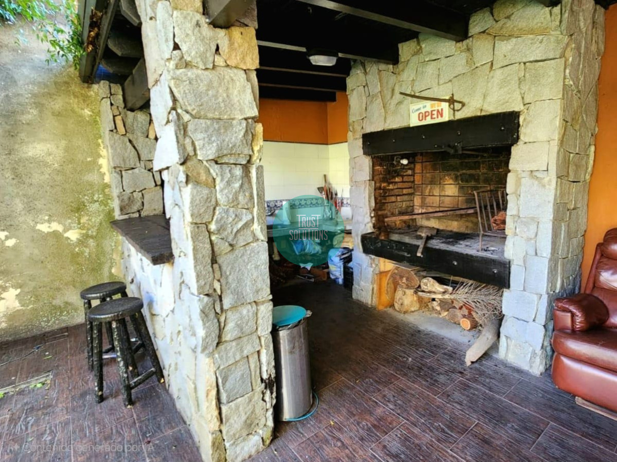 Casa ID.1425 - VENTA DE ESTUPENDA CASA EN EL PUERTO DEL BUCEO A METROS DEL MAR Y DEL LICEO FRANCES 