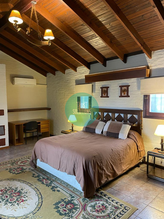 Casa ID.337 - Venta y Alquiler Anual Casa Lugano Punta 4 D Piscina 