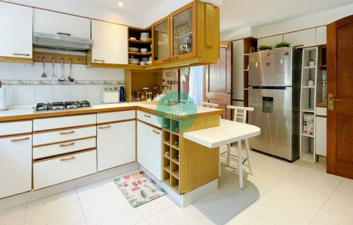 Casa ID.51 - Venta y Alquiler Temporada Casa 4D San Rafael Punta con Piscina a metros del mar 