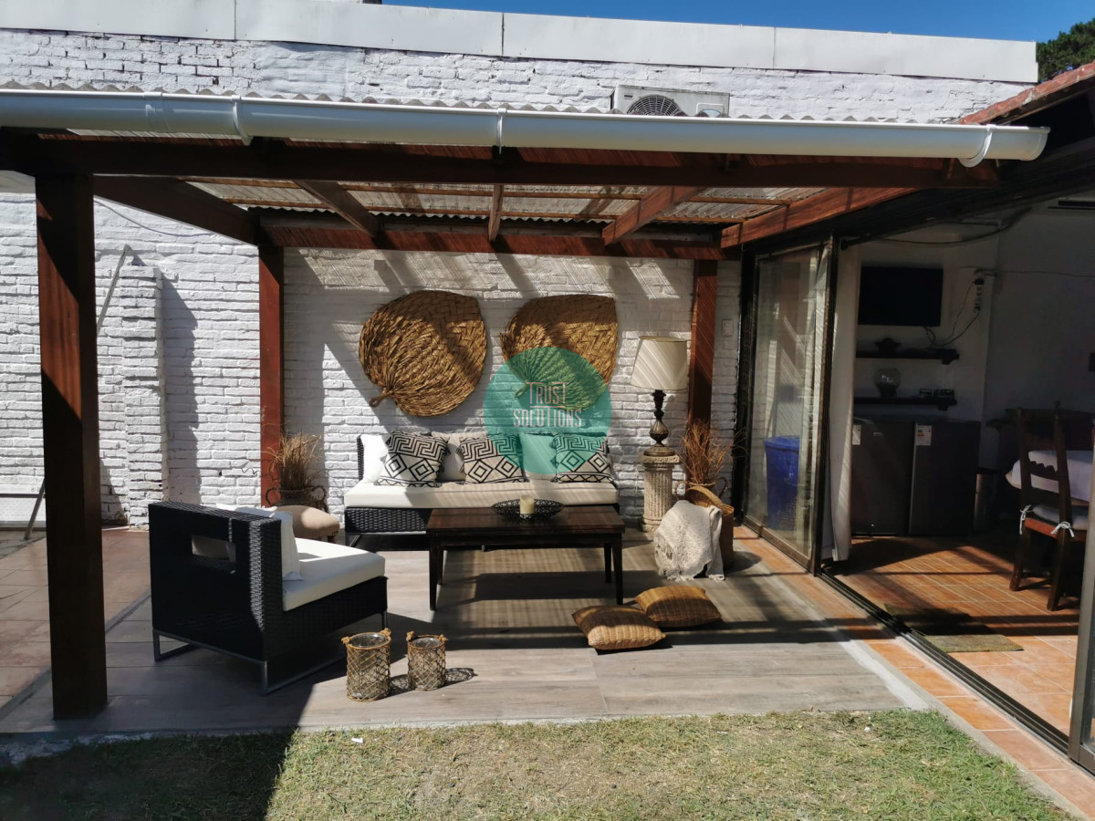 Casa ID.343 - Alquiler temporada Casa 5D Mansa Punta con Piscina a mts del mar 
