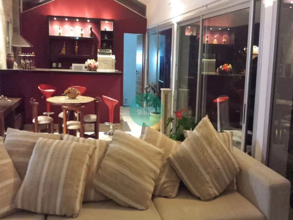 Casa ID.197 - Venta importante Casa 5D Mansa Punta con Piscina y Barbacoa  