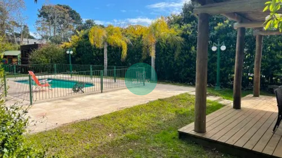 Casa ID.315 - Alquiler temporada Casa 4D y dep Lugano Punta con Piscina y cancha tenis 