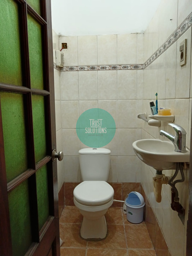 Casa ID.1626 - Venta Casa Hermosa 4 Dormitorios con amplio terreno 