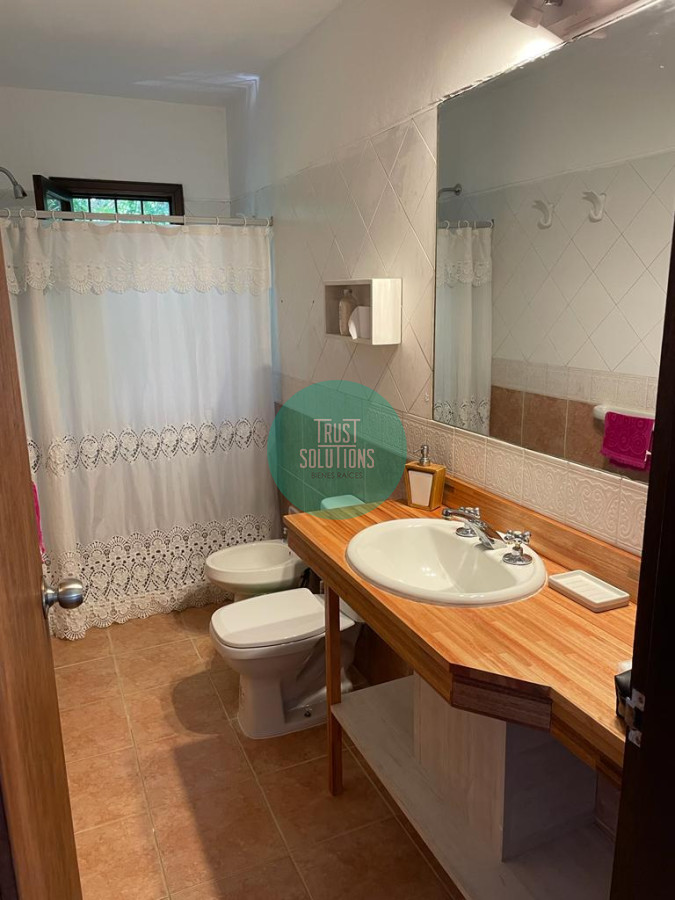 Casa ID.337 - Venta y Alquiler Anual Casa Lugano Punta 4 D Piscina 