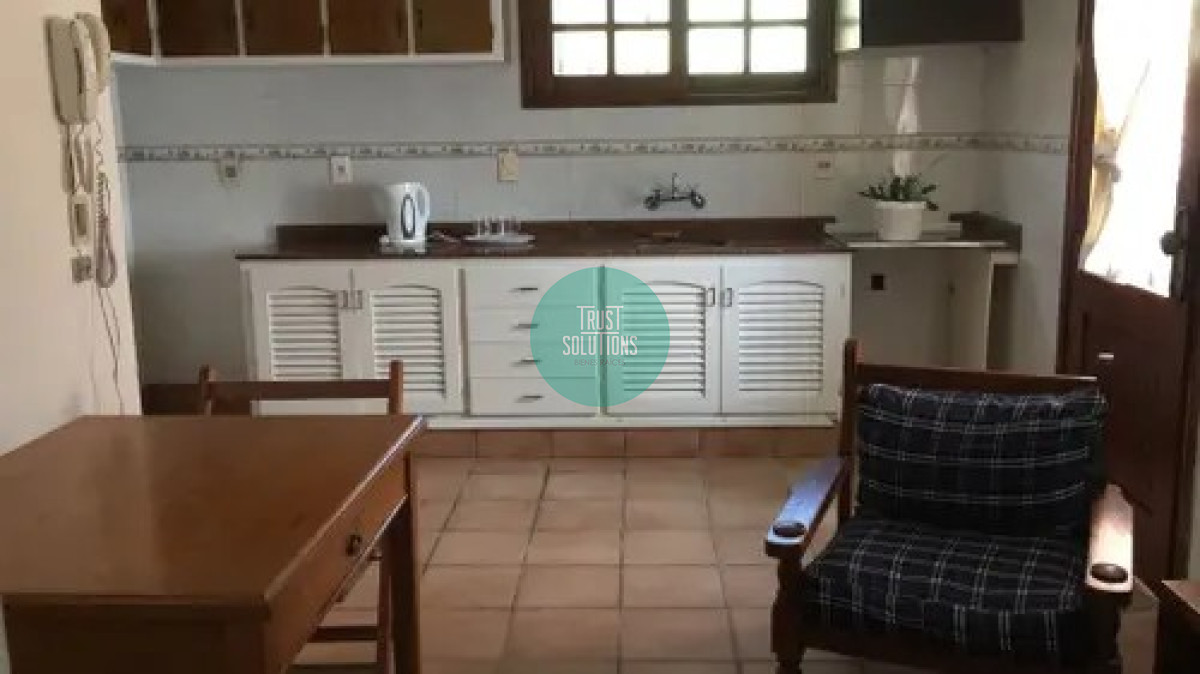 Casa ID.309 - Alquiler temporada Casa 4D + dep huéspedes Rincón del indio Punta con Piscina 