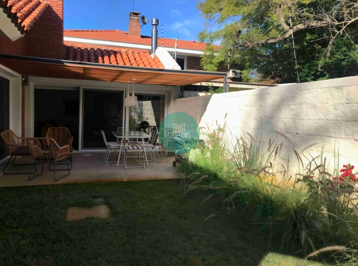 Casa ID.1430 - ALQUILER DE ESTUPENDA CASA CLÁSICA AMOBLADA EN LA MEJOR ZONA DE CARRASCO SUR