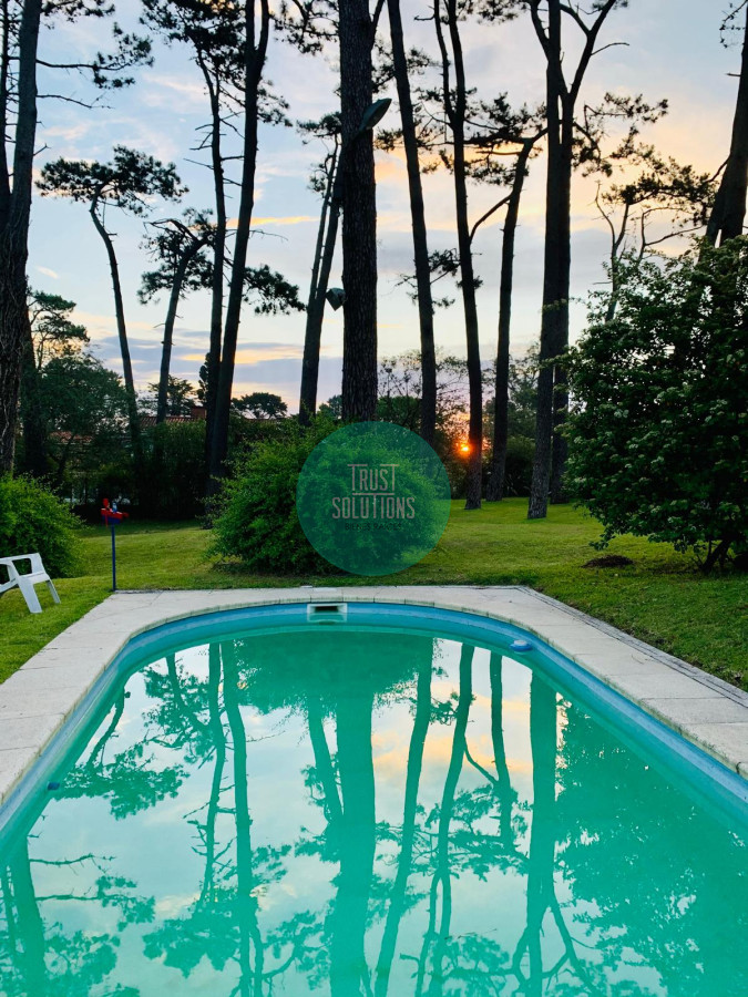 Casa ID.400 - Venta Alquiler Anual y de Temporada Casa 5D Mansa Punta gran Parque y Piscina 