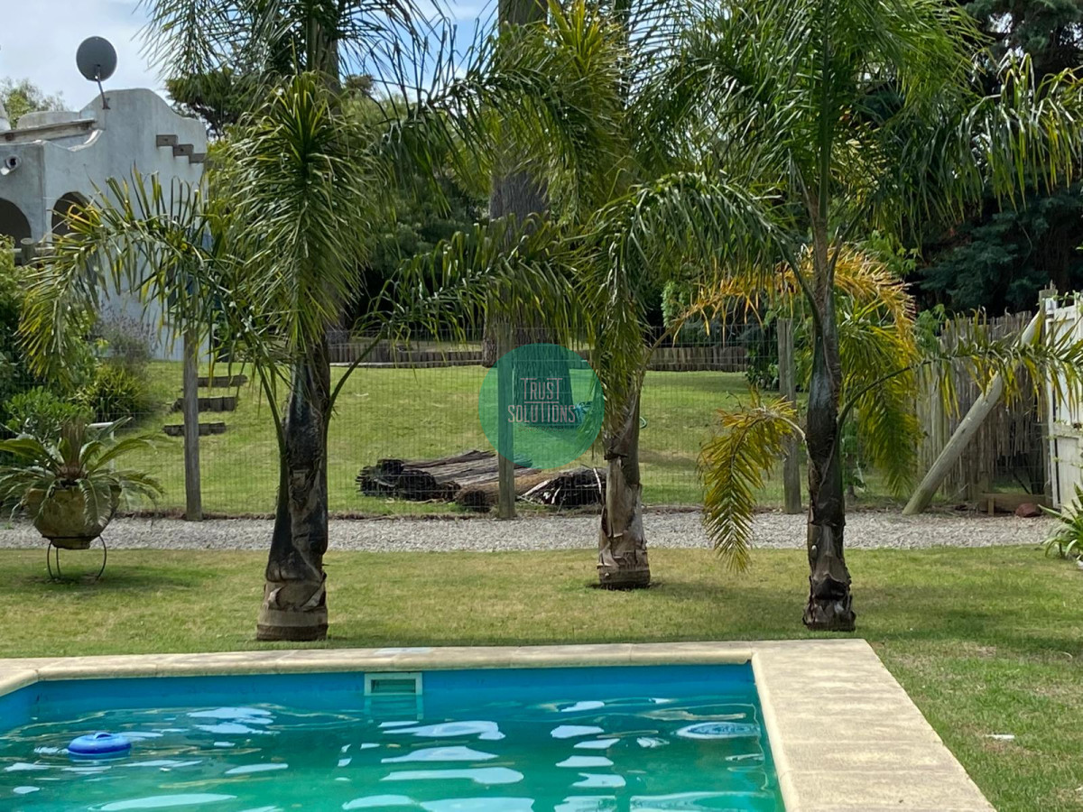 Casa ID.416 - Alquiler temporada Casa 4D Rincón del indio Punta con Piscina 